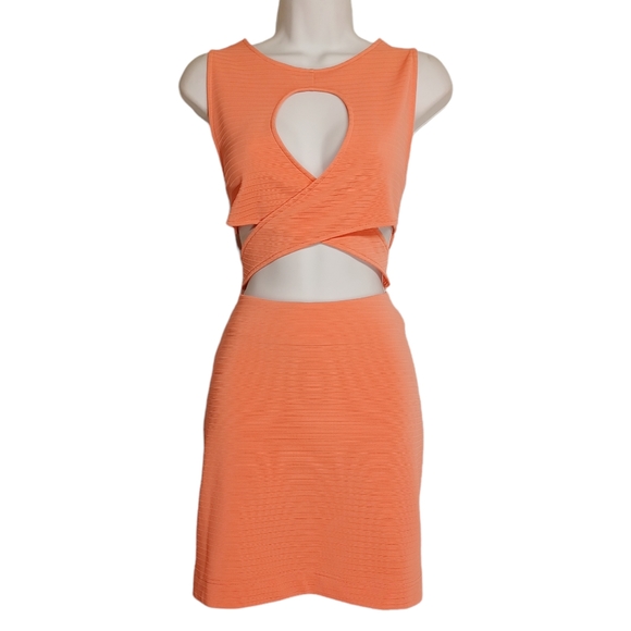 Dresses & Skirts - Peach Ribbed Criss Cross Cut Out Front Sleeveless Bodycon Cocktail Dress Small